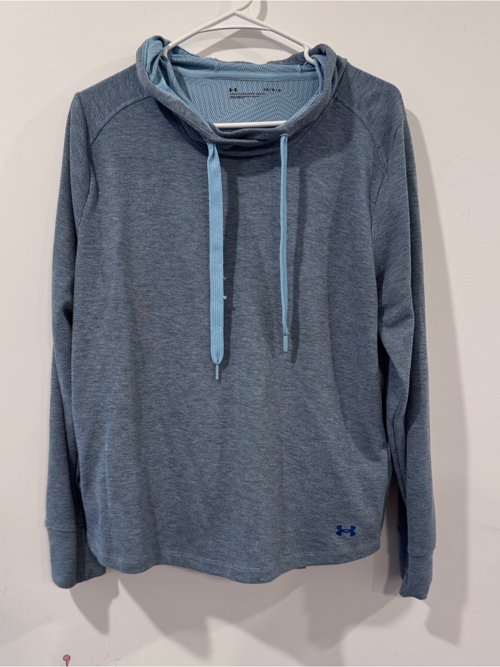 Under Armour Blue Lightweight Hooded Pullover Women’s Large Athletic Athleisure